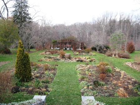 chanticleer-december-1-2008-tennis-court-garden-resized