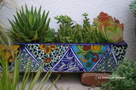 Talavera pot (Bishop)
